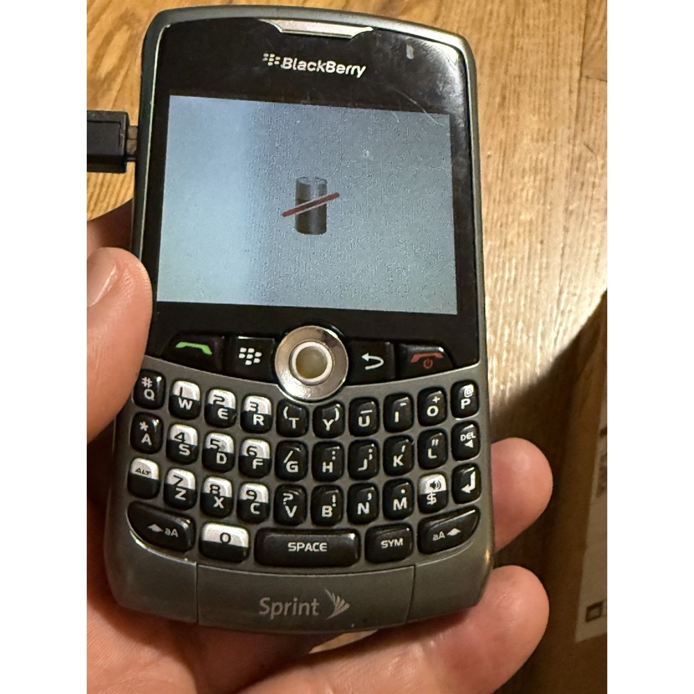 BlackBerry Curve 8330‎ (Sprint) Smart Phone , No Battery